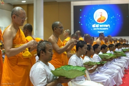 Hiểu về xuất gia gieo duyên 